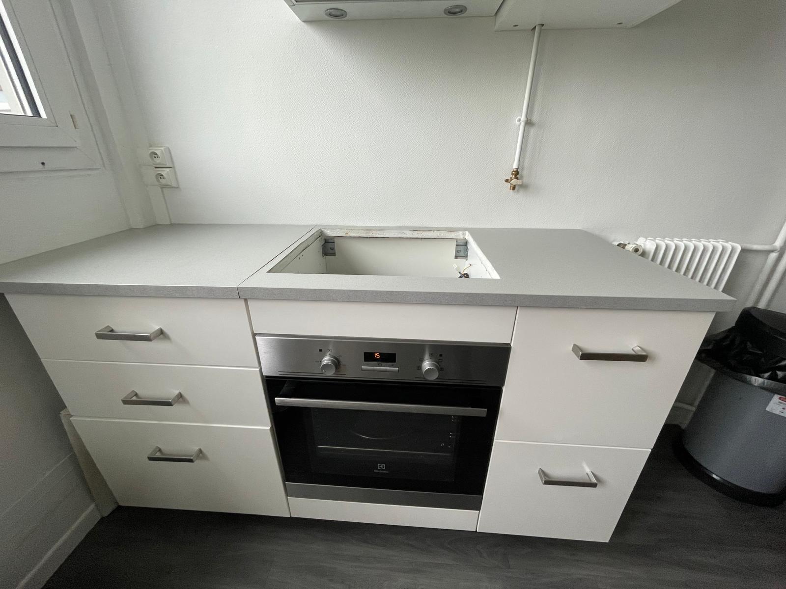 Chambre d'hôtel habillée en covering bois